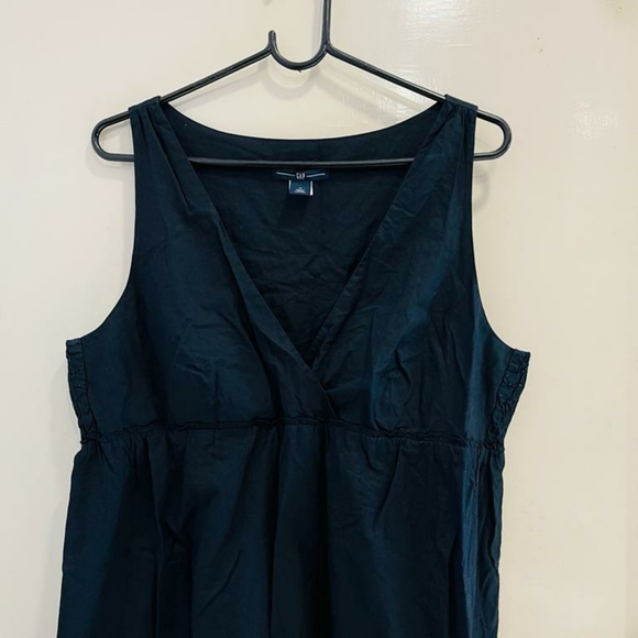 GAP black beautiful dress - Picture 8 of 10